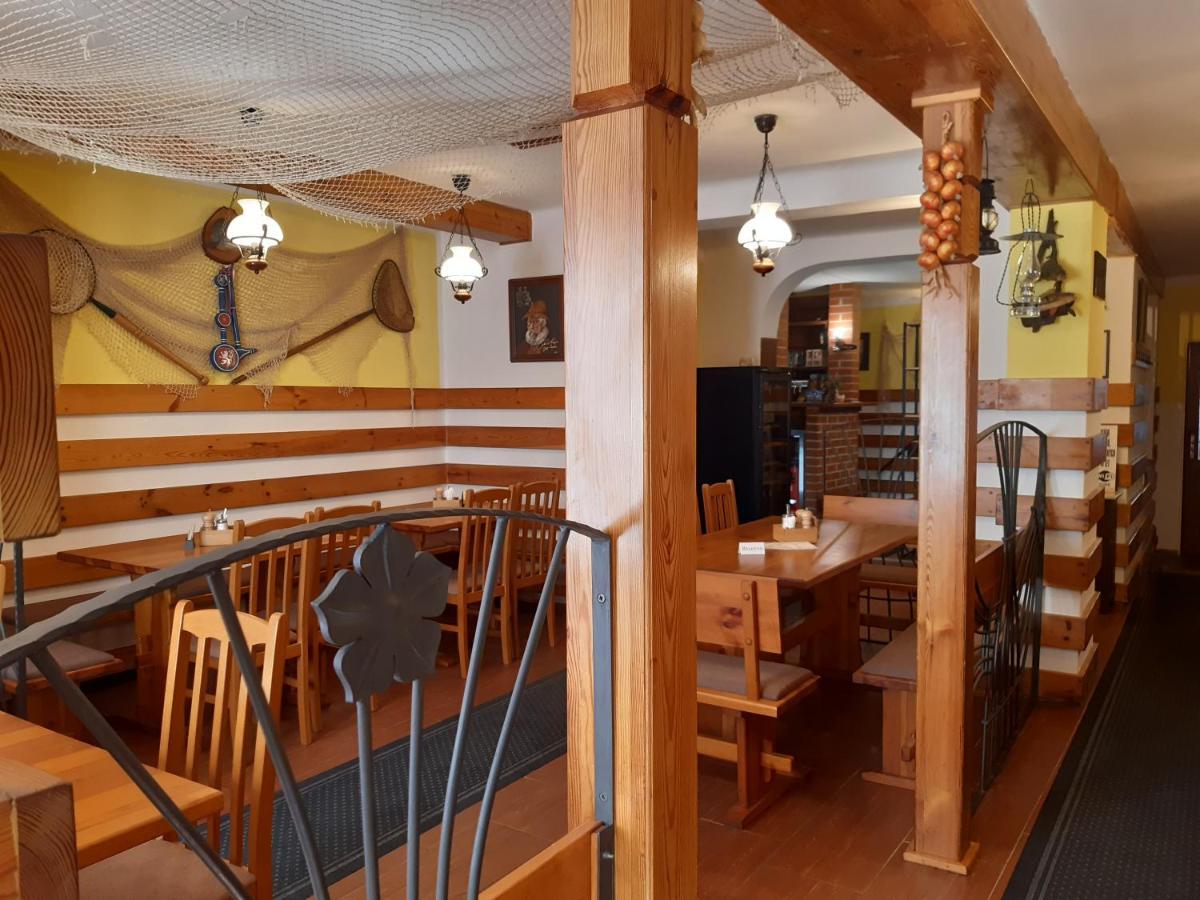 Rozmberska Basta Hotel Třeboň Kültér fotó