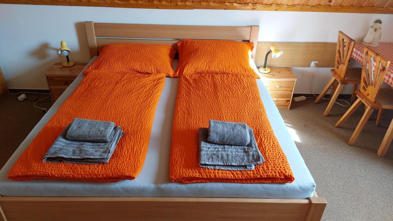 Rozmberska Basta Hotel Třeboň Kültér fotó